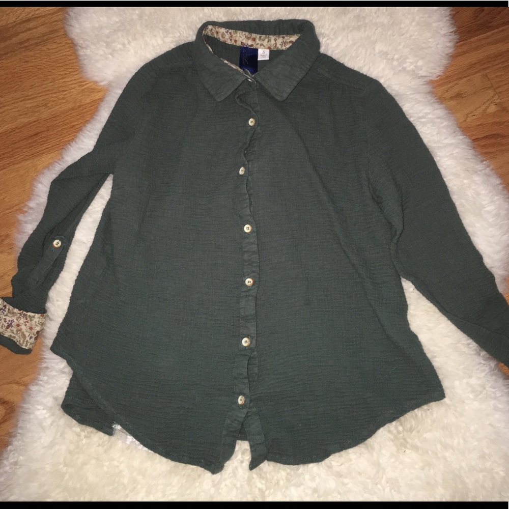 Green and lace Flannel